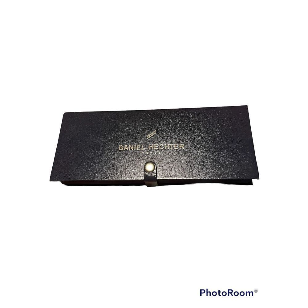 NWT Daniel Hechter Paris pen